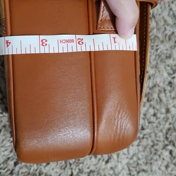 Sling bag - Picture 12 of 12